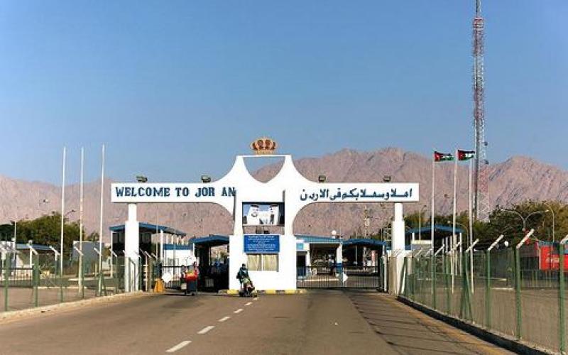 دوام جسر الملك حسين الشهر المقبل