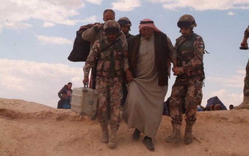 دخول 196 لاجئاً سوريّاً للأردن