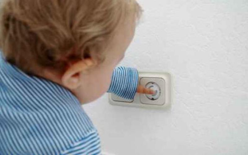 الدفاع المدني يؤكد ضرورة الاستخدام الآمن لوسائل الكهرباء