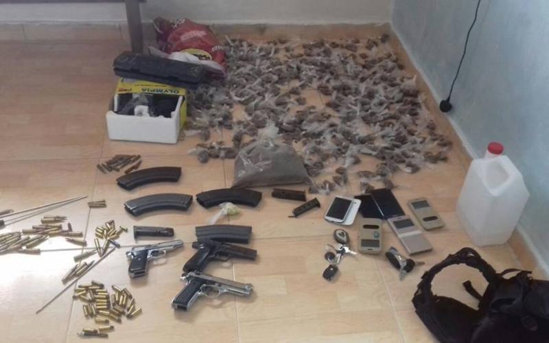 إصابة رجل أمن في تبادل إطلاق نار مع مطلوبين في البلقاء