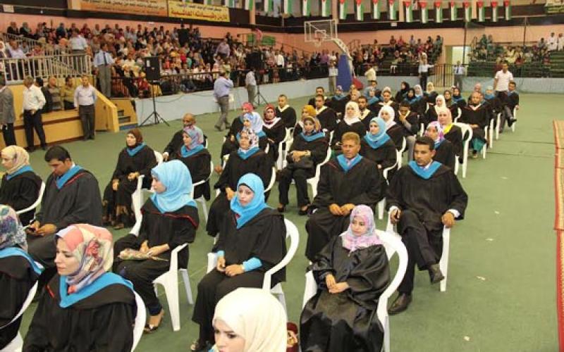 3890 طالبا وطالبة خريجو الفصل الثاني بـ "اليرموك"