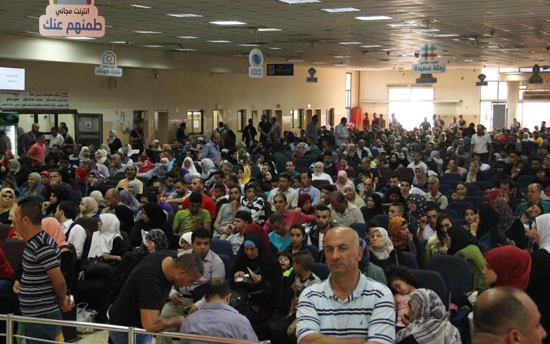 تسجيل أعلى نسبة مغادرين من معبر أريحا بين الأردن وفلسطين