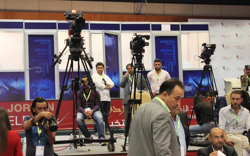 "حماية وحرية الصحفيين": 50 انتهاكاً بحق الصحافة يوم الاقتراع