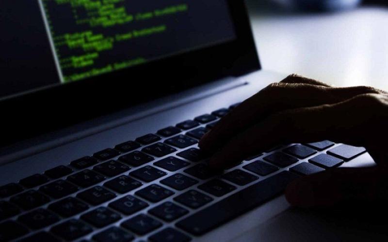 القبض على 16 متهماً بإثارة الفتن على مواقع التواصل الاجتماعي