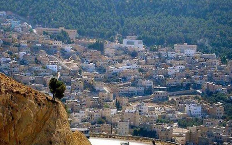 إعادة تأهيل وصيانة طرق في بصيرا