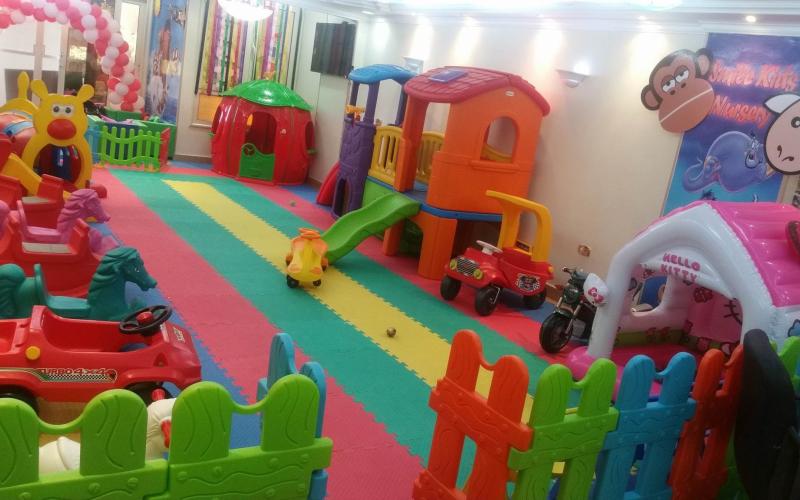 حضانات أطفال العاملات.. قانون وقرار رئاسي وندرة بالتطبيق