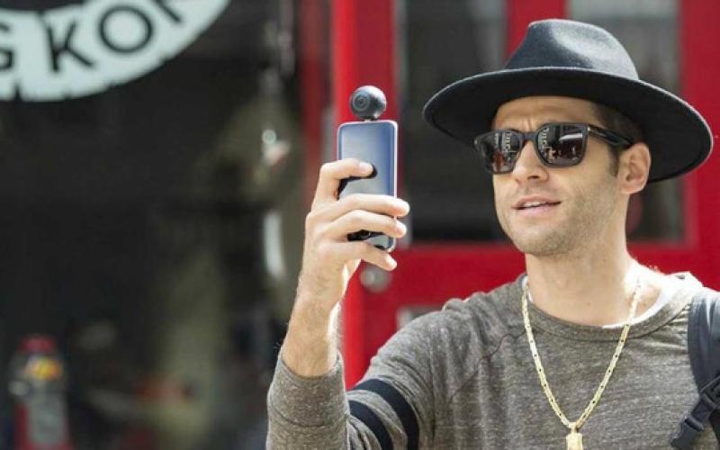 هكذا تُحوّل هاتفك الذكي إلى كاميرا للواقع الافتراضي