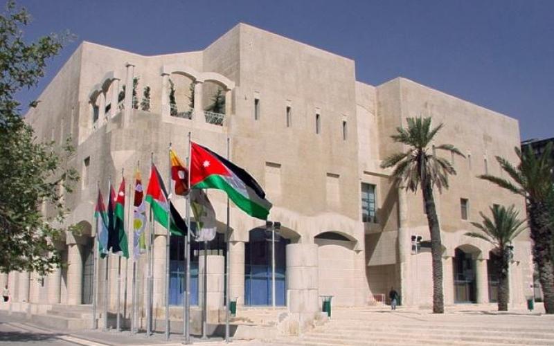 مجلس الأمانة يطالب بفضائية.. والمركز الإعلامي مقصر