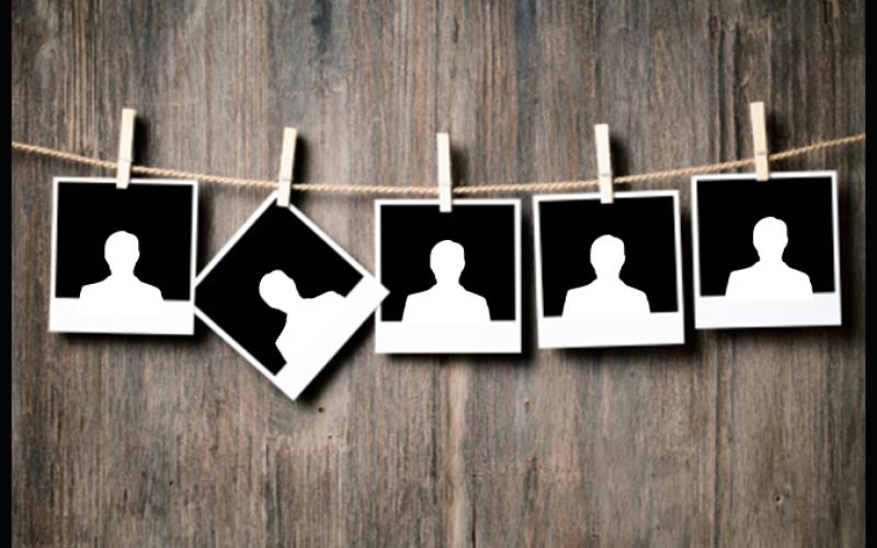 هل يُشكل نشر أسماء وصور فارضي الإتاوات مخالفة قانونية؟