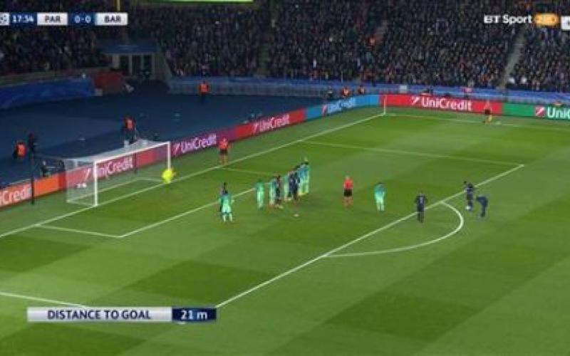 سان جيرمان يقسو على برشلونة برباعية