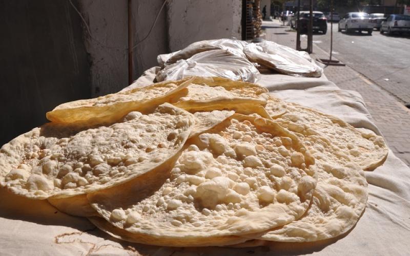 الحموي يبين حقيقة ارتفاع اسعار الخبز