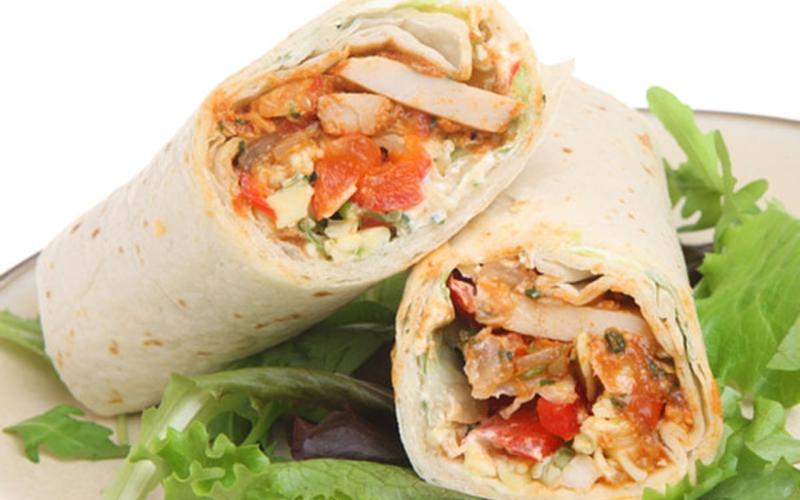 46 ألف دولار تعويض لموظفة بسبب ساندويش