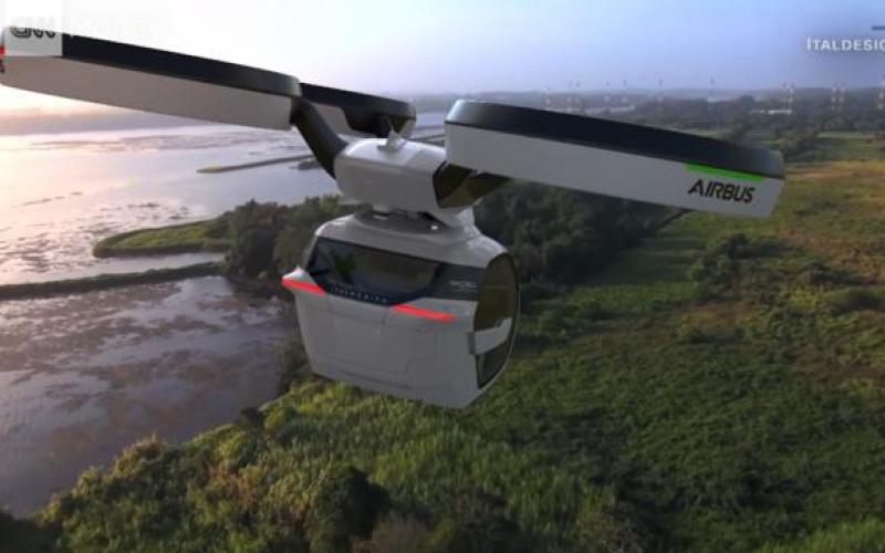 سيارة "تطير" فوق الزحام