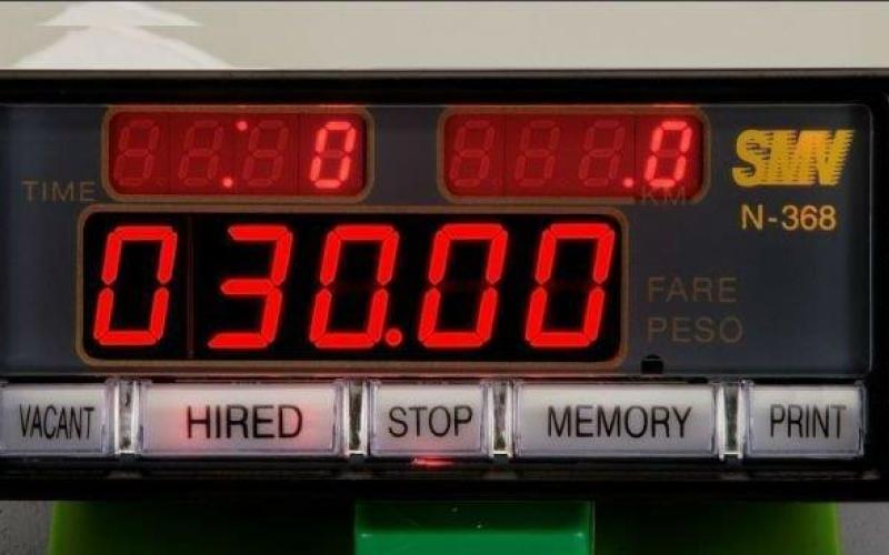 ضبط سائقي تاكسي يتلاعبون بالعداد من خلال "الزامور"