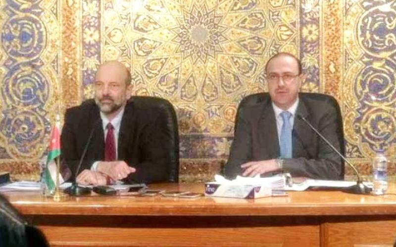 الرزاز: البت في حصر التوجيهي بدورة واحدة الأربعاء