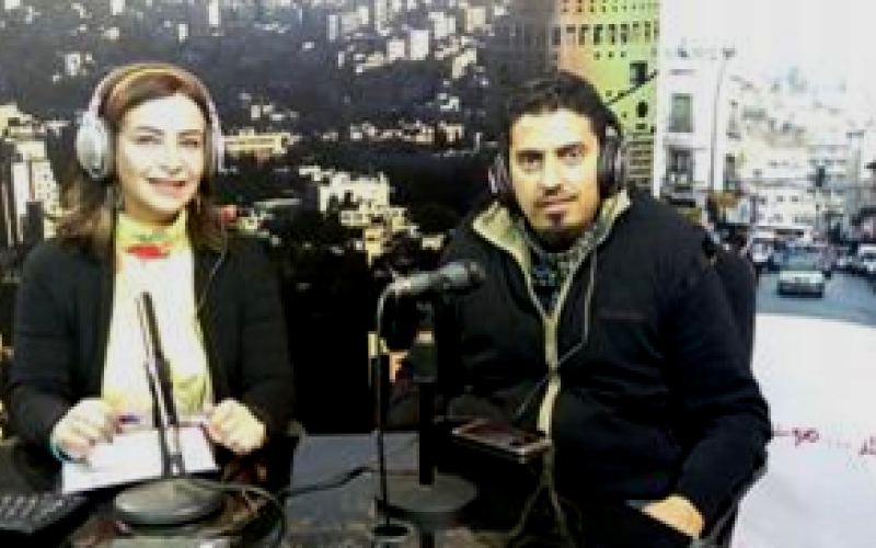 كيف يمكن رفع وعي المجتمع بأهمية تمكين الأردنيات ؟