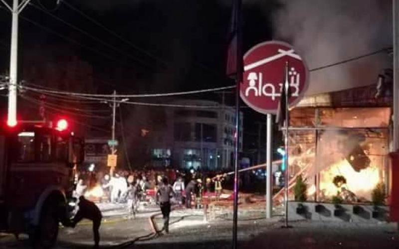 حريق محل أجهزة كهربائية ومحل سجاد في اربد