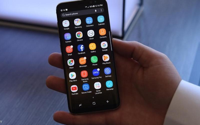 "إس 8" يتخطى كارثة "الهاتف القنبلة"