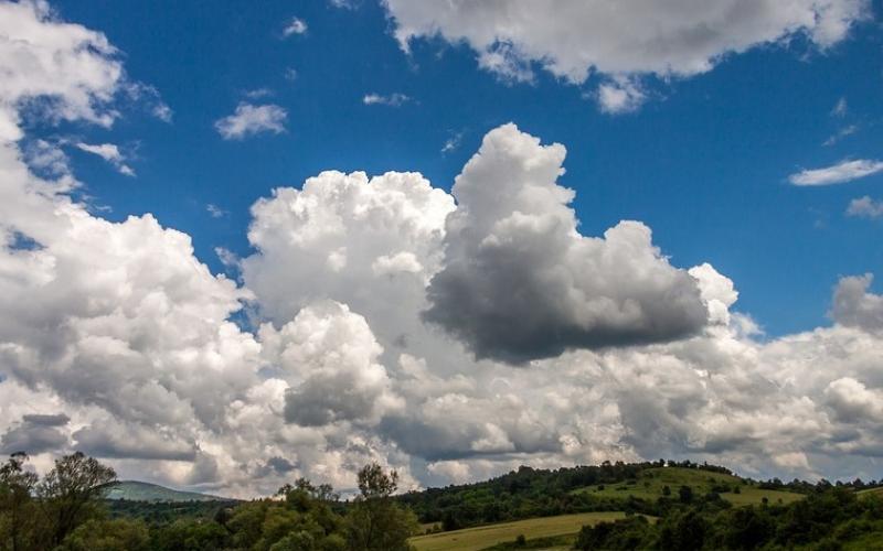 ارتفاع طفيف على درجات الحرارة والعظمى في عمان 21 درجة