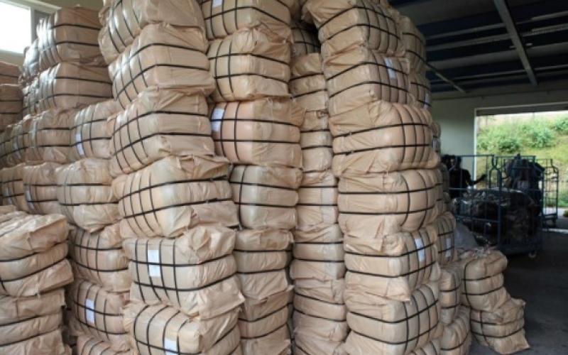 تجار يحذرون من آثار "إعادة البضائع لبلد المنشأ"