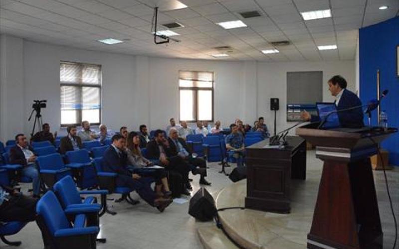 وفد "لا ليغا" يستعرض تجربته بتأسيس رابطة الأندية أمام "المحترفين"