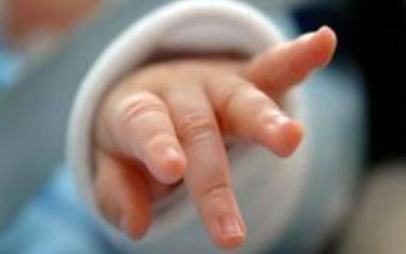 أكيد: وفاة الطفلة سدين.. "أنسنة" القصة تدفع وسائل إعلام الى تجاوزات مهنية