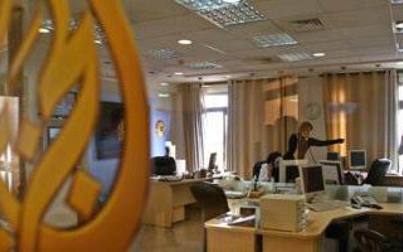 "عين": إغلاق مكتب الجزيرة ومنع 5 مقالات حول الأزمة الخليجية خلال حزيران