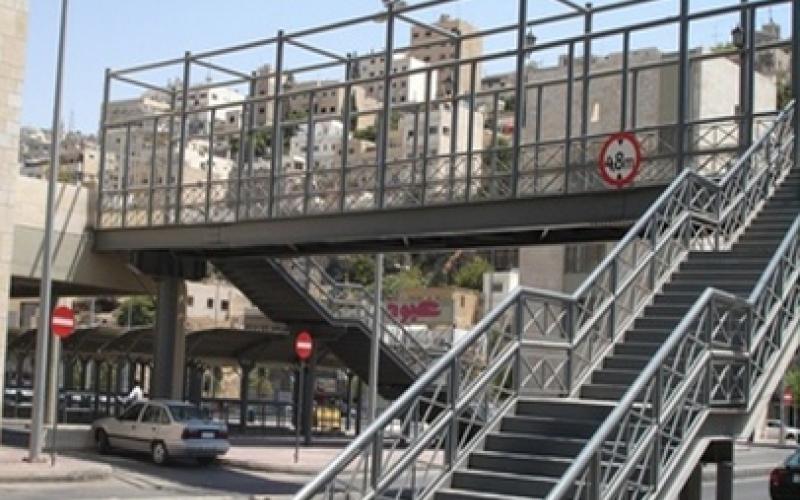 استمرار صيانة جسور مشاة تعرضت لحوادث