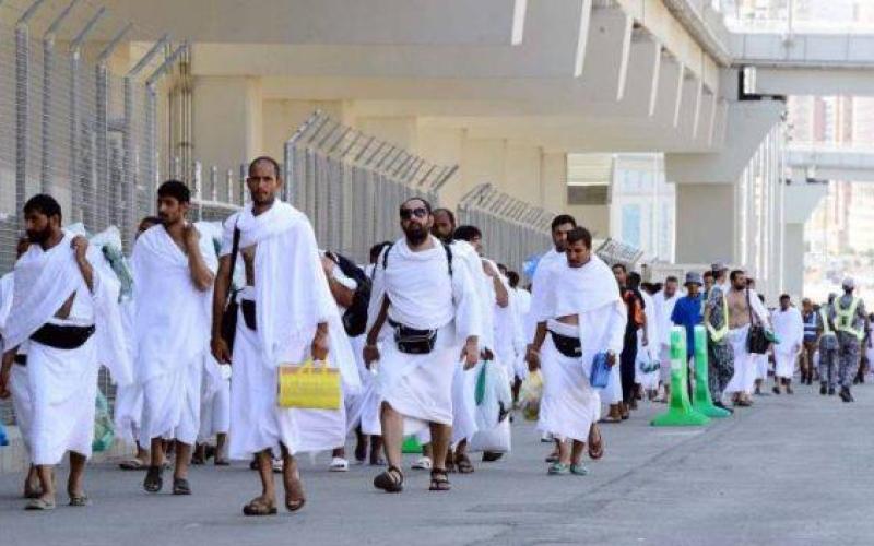 الخصاونة: 180 حافلة حجاج تجتاز الفحص الفني