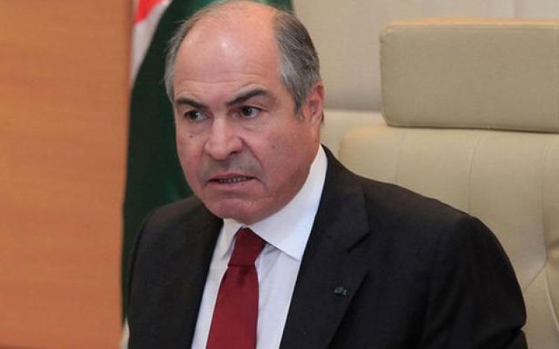 حكومة الملقي ضعف الأداء..وغياب الموقف في الأزمات