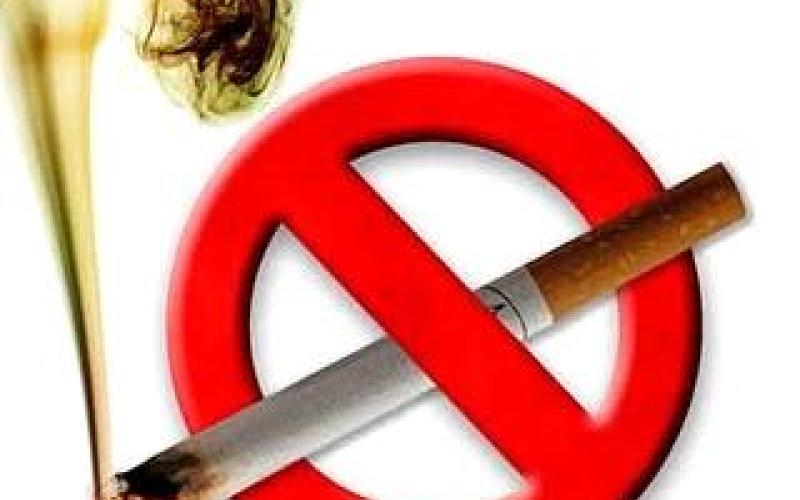 &quot;محمد&quot; يطفيء سيجارته بعد 37 سنة من التدخين