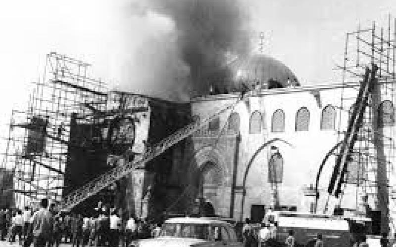 الأوقاف: الأقصى في "كرب" بالذكرى الـ48 لحريقه