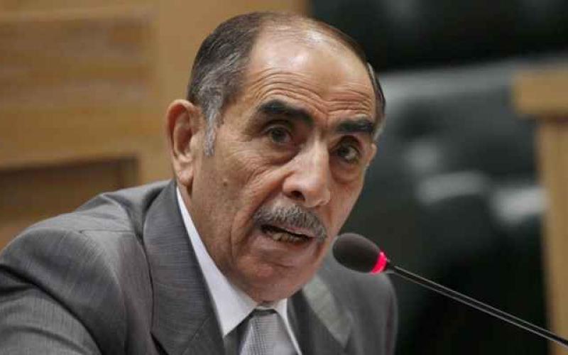 دعوة مجالس المحافظات لعقد أول اجتماع في أيلول