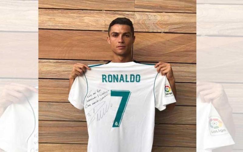 رسالة خاصة من رونالدو إلى "مشجعه رقم 1"