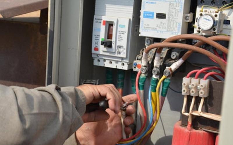 الحياري: ضبط 17289 حالة سرقة كهرباء في تسعة شهور