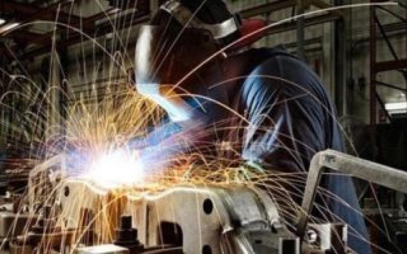 انخفاض كميات الإنتاج الصناعي بنسبة 9ر1 بالمائة بثمانية اشهر