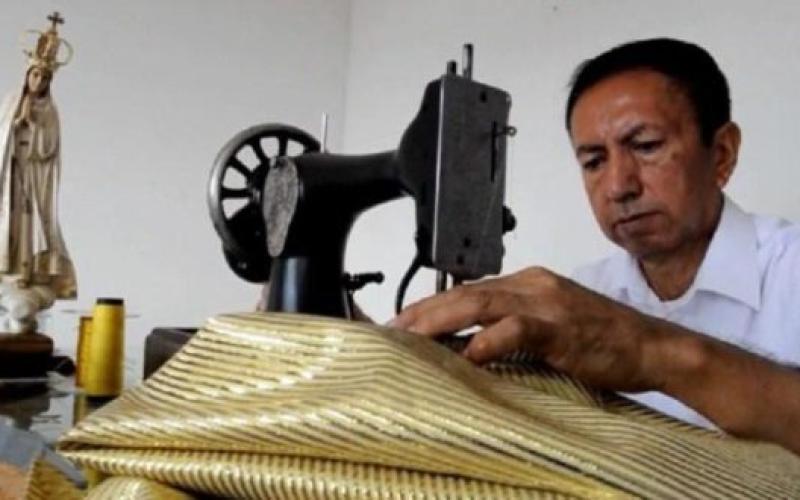 اعتصام للعاملين في الخياطة أمام "الصناعة والتجارة"