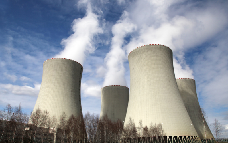 الاعرج: الطاقة الذرية تدرس انشاء وحدتي مفاعلات نووية صغيرة