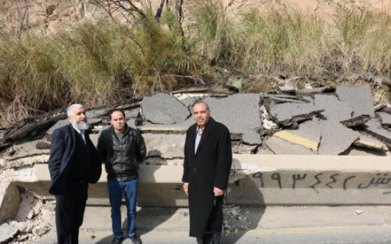 استئناف حركة السير على شارع اربد عمان بعد انزلاق جبلي