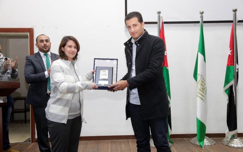 وحدة الجرائم الإلكترونية تستقبل 4200 شكوى خلال عام 2017