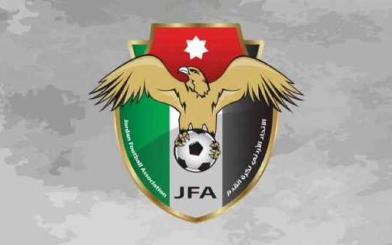 فرض عقوبات على اندية ومدربين ولاعبين