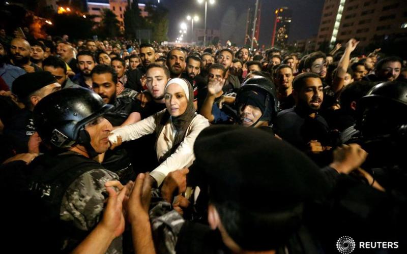 رئيس "الأعيان" : الملك لم يكلف أحدا بعد بتشكيل الحكومة