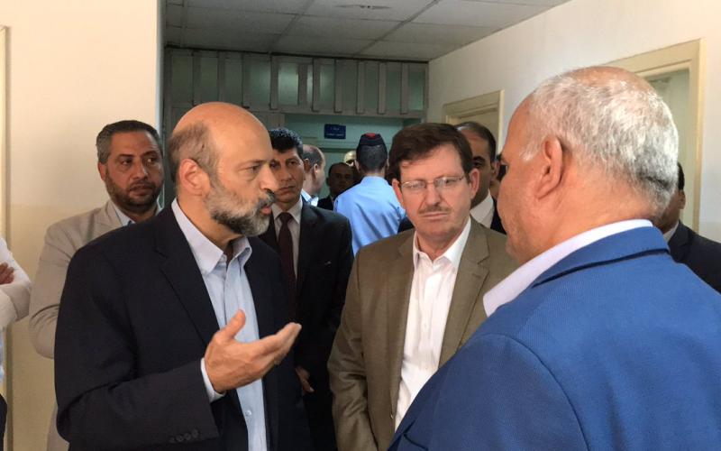 الرزاز يكشف عن ’متسوق خفي‘ يزور المستشفيات لتقييم الخدمة