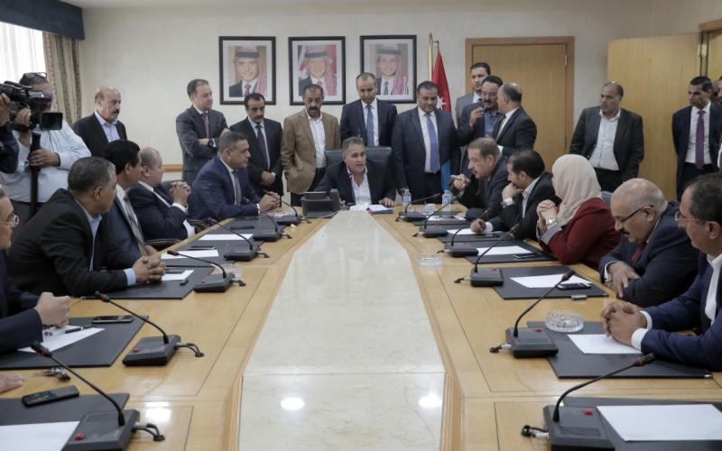 13 لجنة نيابية تنهي عملية انتخاب رؤسائها ونوابهم ومقرريها (أسماء)