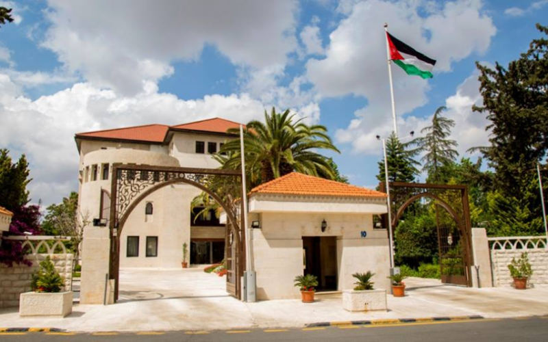 اللجنة الوزارية المختصة بالتحقيق بحادثة البحر الميت تنهي اجتماعها الاول