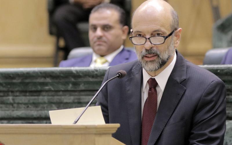 الرزاز يوافق على تمليك الغزيين للعقارات