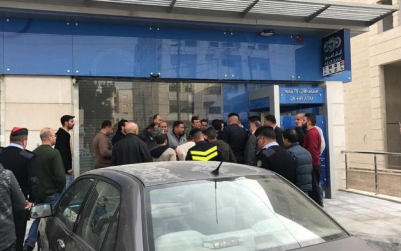 الحكم بالأشغال الشاقة 15 عاما على منفذ "سطو البنك العربي"