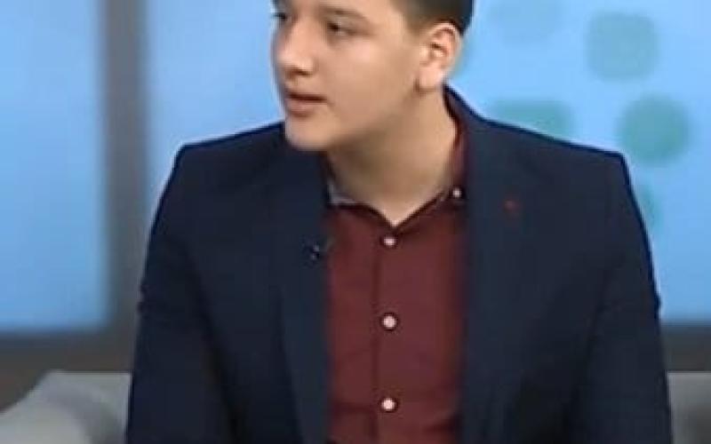 زواتي تشيد بطالب صمم موقعاً إلكترونياً يهدف الى الاعتماد على الذات في توليد الطاقة