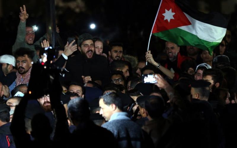 موقع أمريكي: هل وصلت حمى "السترات الصفراء" إلى الأردن؟