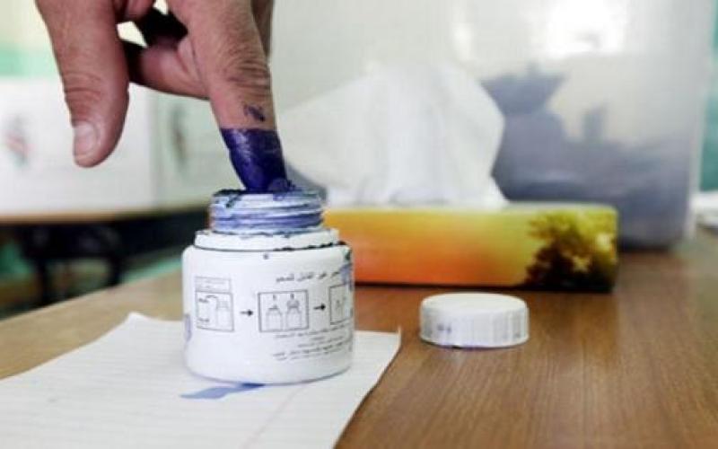 الرزاز يتبنى مقترح العرموطي لتعديل قانون الانتخاب